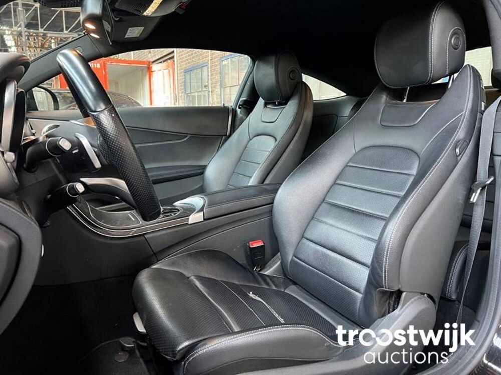 Mercedes-Benz C180 Coupe AMG Premium Plus 156pk 2017, G-955-VT