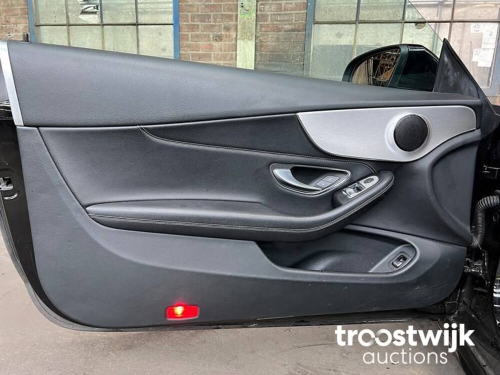 Mercedes-Benz C180 Coupe AMG Premium Plus 156pk 2017, G-955-VT