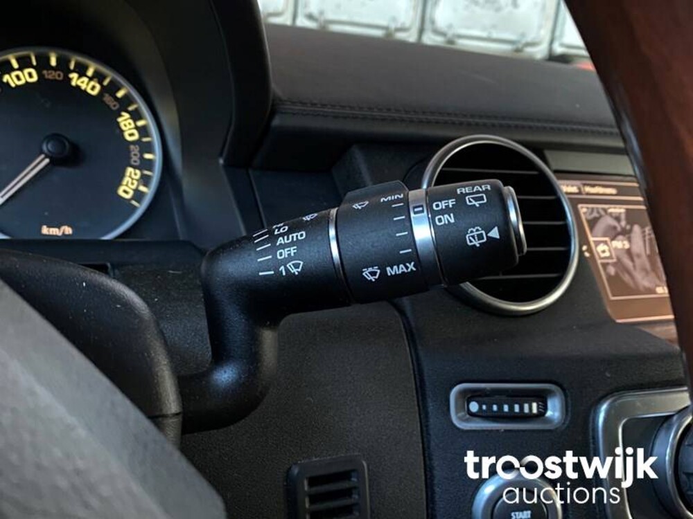 Land Rover Discovery 3.0 SDV6 HSE Luxury 256pk 2016 -Orig. NL-, VZ-618-T