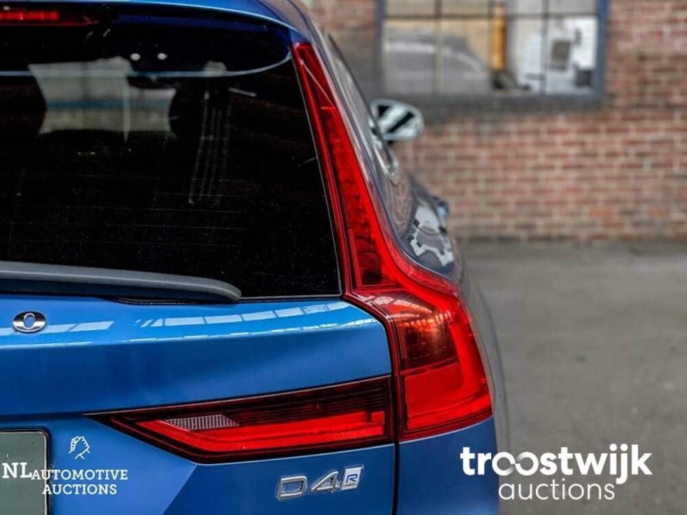 Volvo V90 D4 Inscription R-Design 190pk 2017, TH-761-V