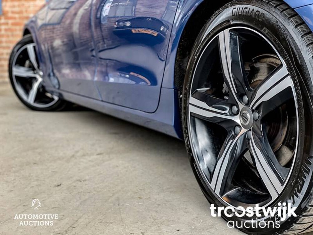 Volvo V90 D4 Inscription R-Design 190pk 2017, TH-761-V