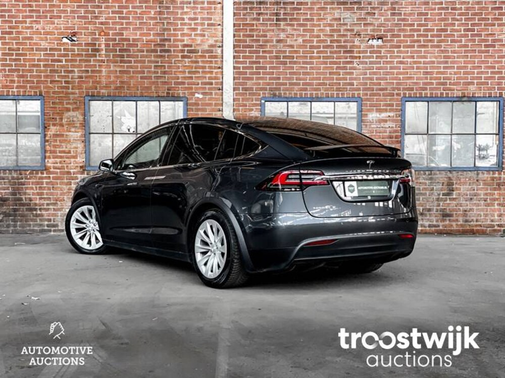 Tesla Model X 90D Base 420pk 2017