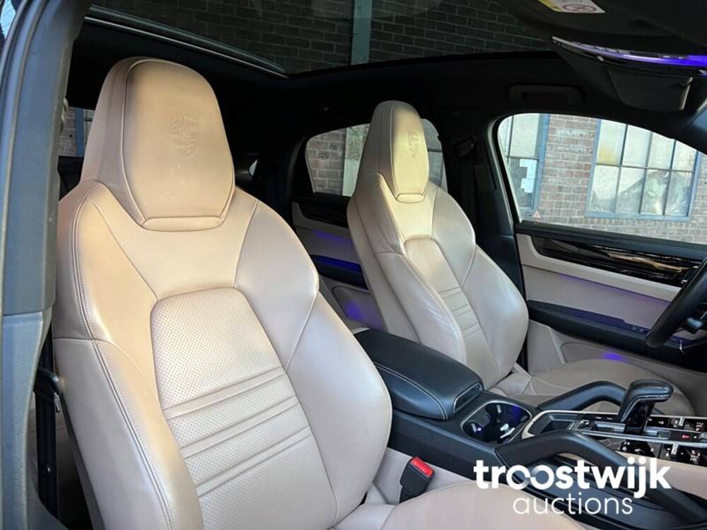 Porsche Cayenne S 2.9 V6 Sport Design 441pk 2019 SportChrono, NL-kenteken