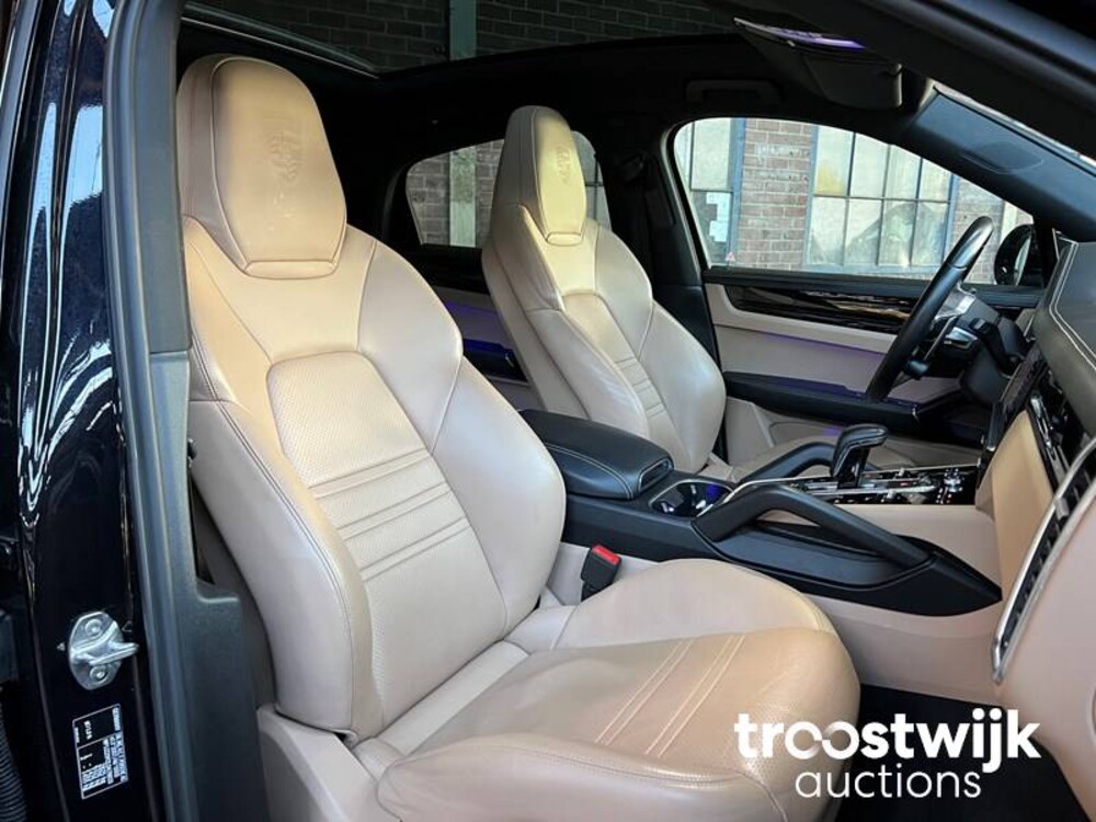 Porsche Cayenne S 2.9 V6 Sport Design 441pk 2019 SportChrono, NL-kenteken