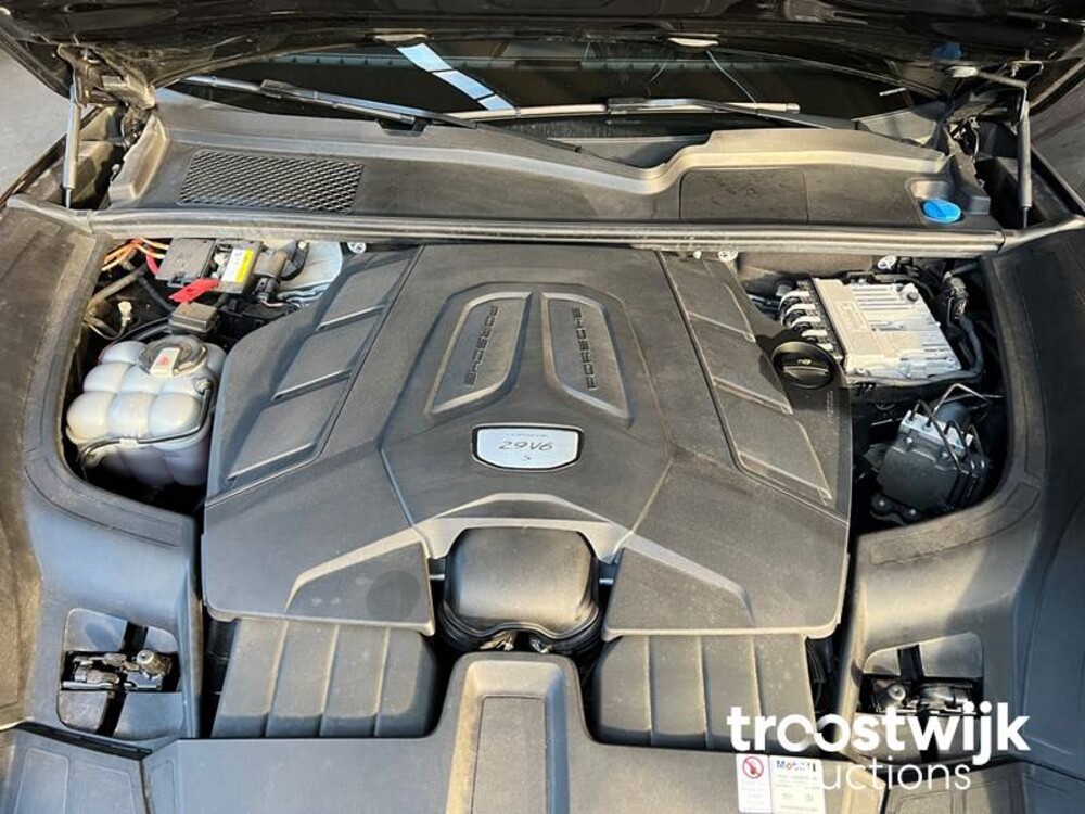 Porsche Cayenne S 2.9 V6 Sport Design 441pk 2019 SportChrono, NL-kenteken