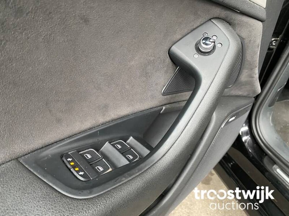 Audi A6 Avant S-Line 3.0 TDI Quattro 272pk 2016, NL-555-D