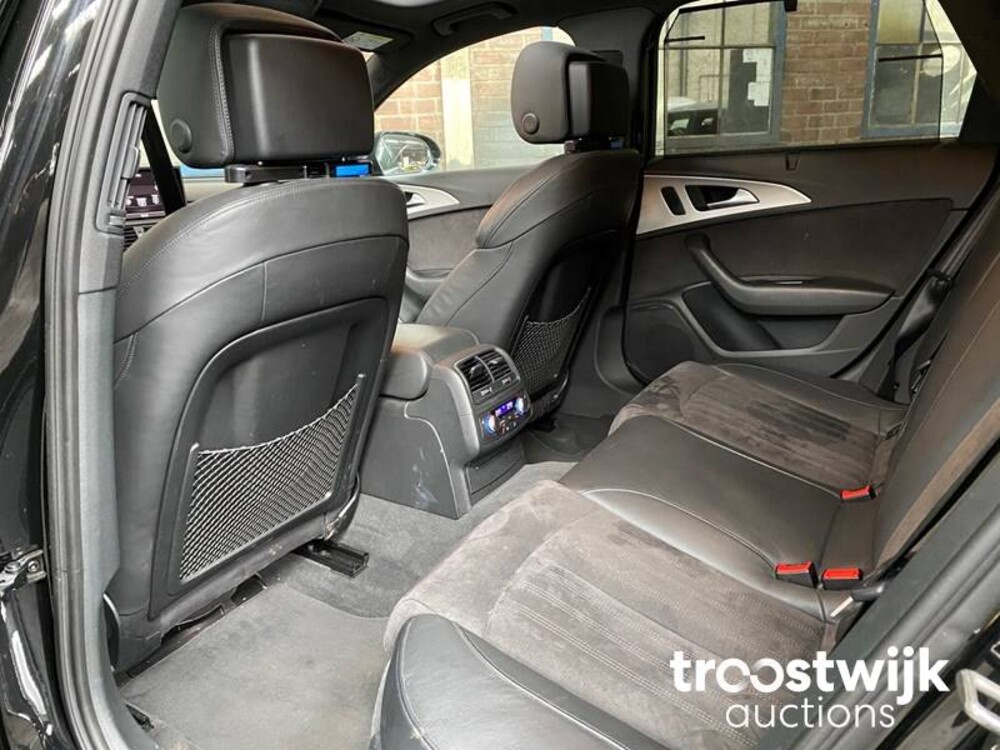 Audi A6 Avant S-Line 3.0 TDI Quattro 272pk 2016, NL-555-D