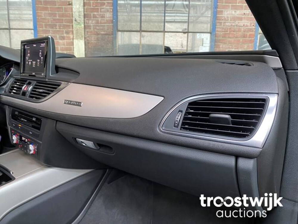 Audi A6 Avant S-Line 3.0 TDI Quattro 272pk 2016, NL-555-D