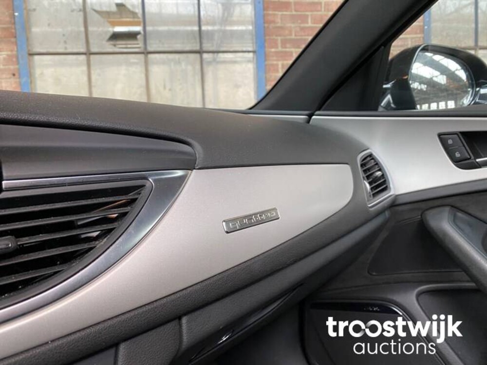 Audi A6 Avant S-Line 3.0 TDI Quattro 272pk 2016, NL-555-D