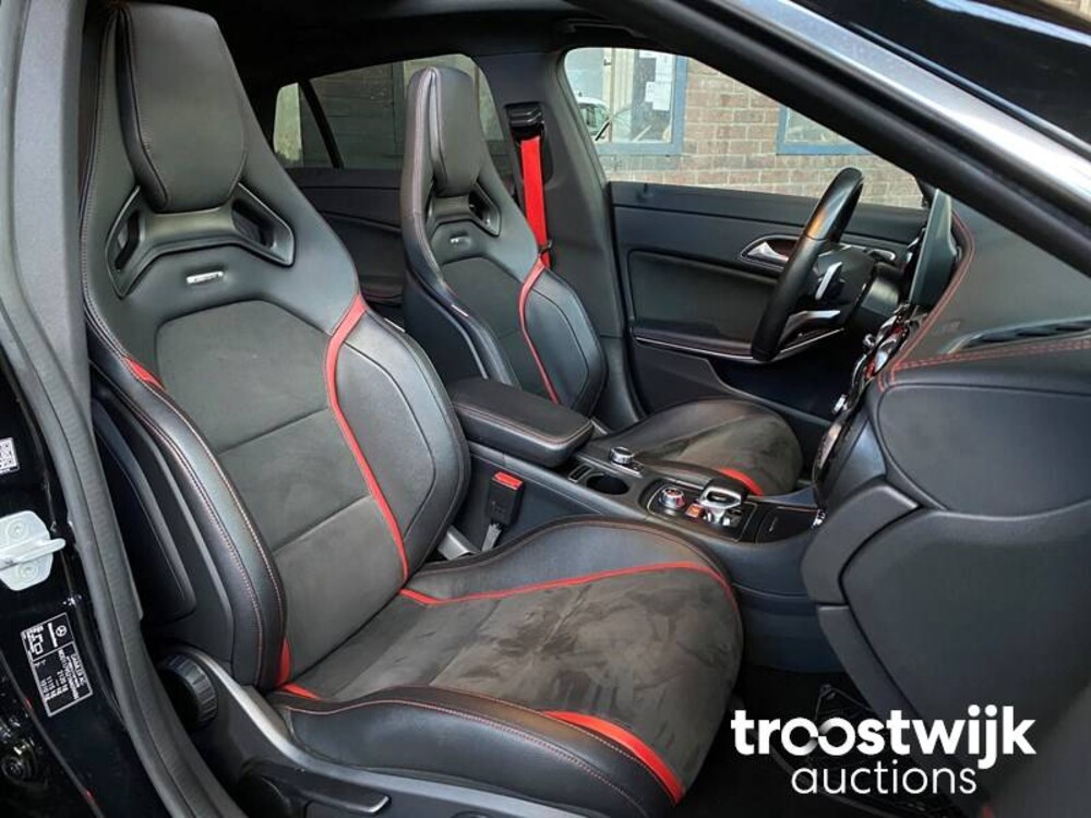 Mercedes-Benz CLA45 AMG 4Matic Shooting Brake 381pk 2016 CLA-klasse, G-016-NB
