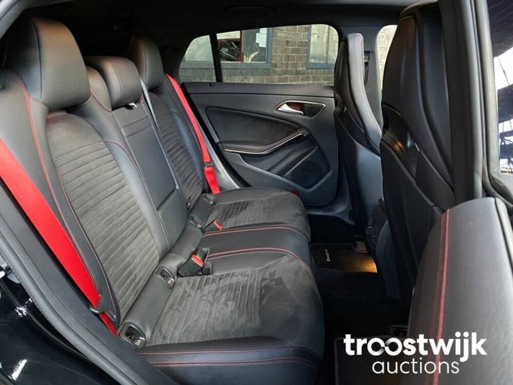Mercedes-Benz CLA45 AMG 4Matic Shooting Brake 381pk 2016 CLA-klasse, G-016-NB
