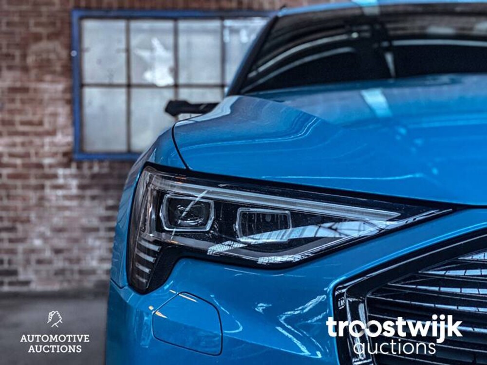 Audi e-tron EDITION ONE 55 Quattro Advanced 95 kWh 215pk 2018 -Orig NL-, XH-842-D