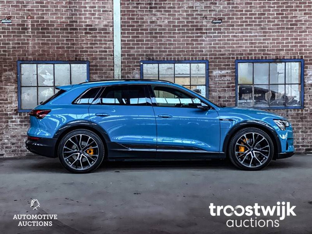 Audi e-tron EDITION ONE 55 Quattro Advanced 95 kWh 215pk 2018 -Orig NL-, XH-842-D