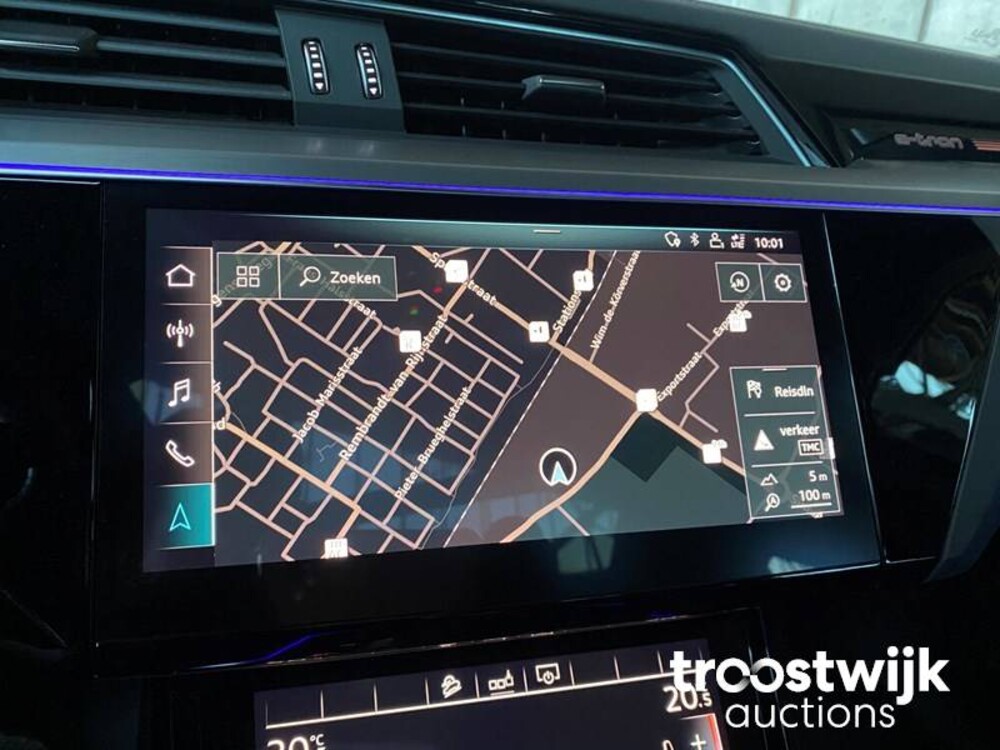 Audi e-tron EDITION ONE 55 Quattro Advanced 95 kWh 215pk 2018 -Orig NL-, XH-842-D