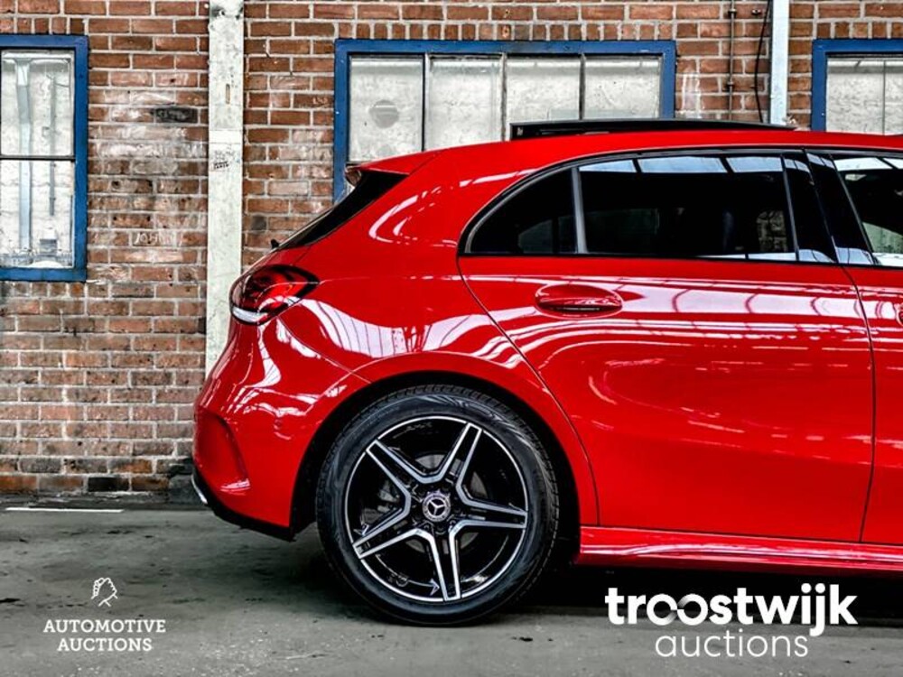 Mercedes-Benz A180 Business Solution AMG Night Upgrade A-Klasse 136pk 2019, XS-253-H