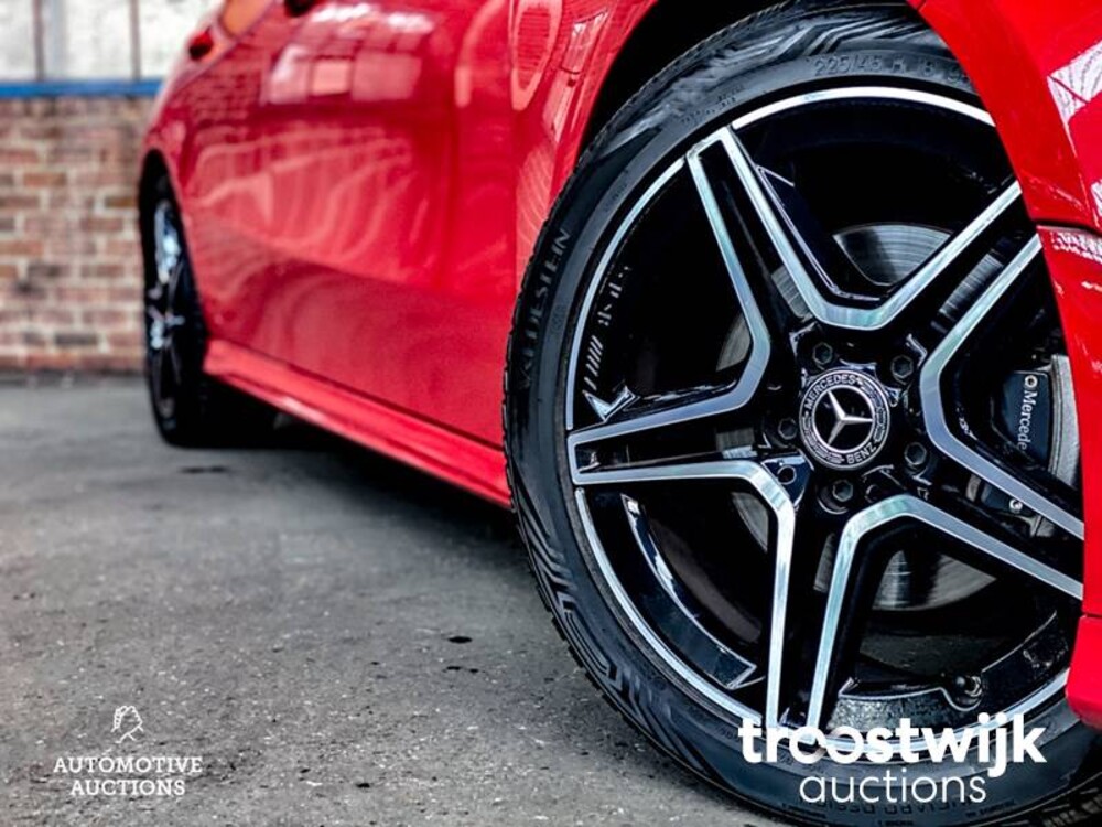 Mercedes-Benz A180 Business Solution AMG Night Upgrade A-Klasse 136pk 2019, XS-253-H