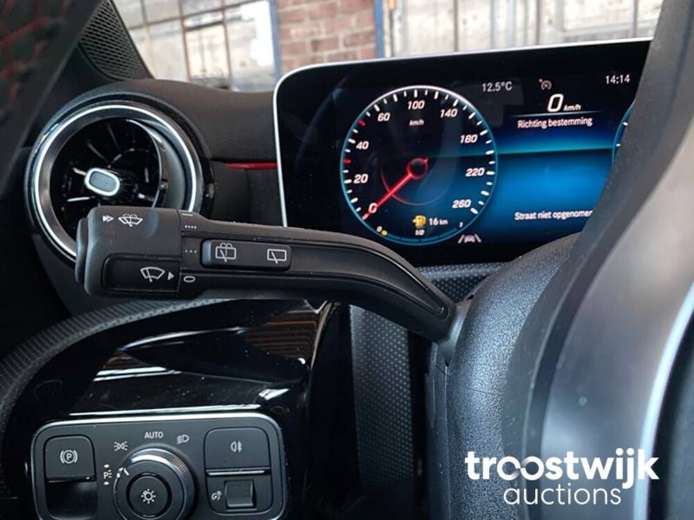 Mercedes-Benz A180 Business Solution AMG Night Upgrade A-Klasse 136pk 2019, XS-253-H