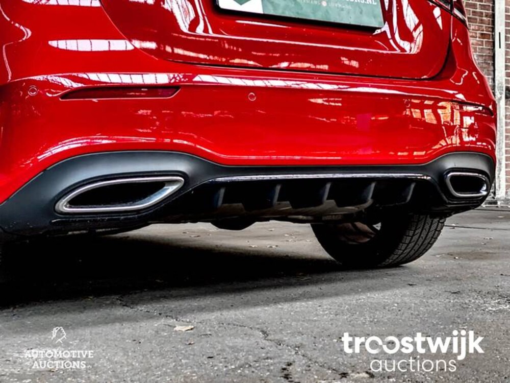Mercedes-Benz A180 Business Solution AMG Night Upgrade A-Klasse 136pk 2019, XS-253-H