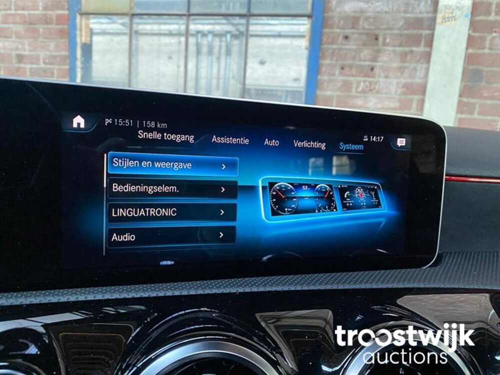 Mercedes-Benz A180 Business Solution AMG Night Upgrade A-Klasse 136pk 2019, XS-253-H