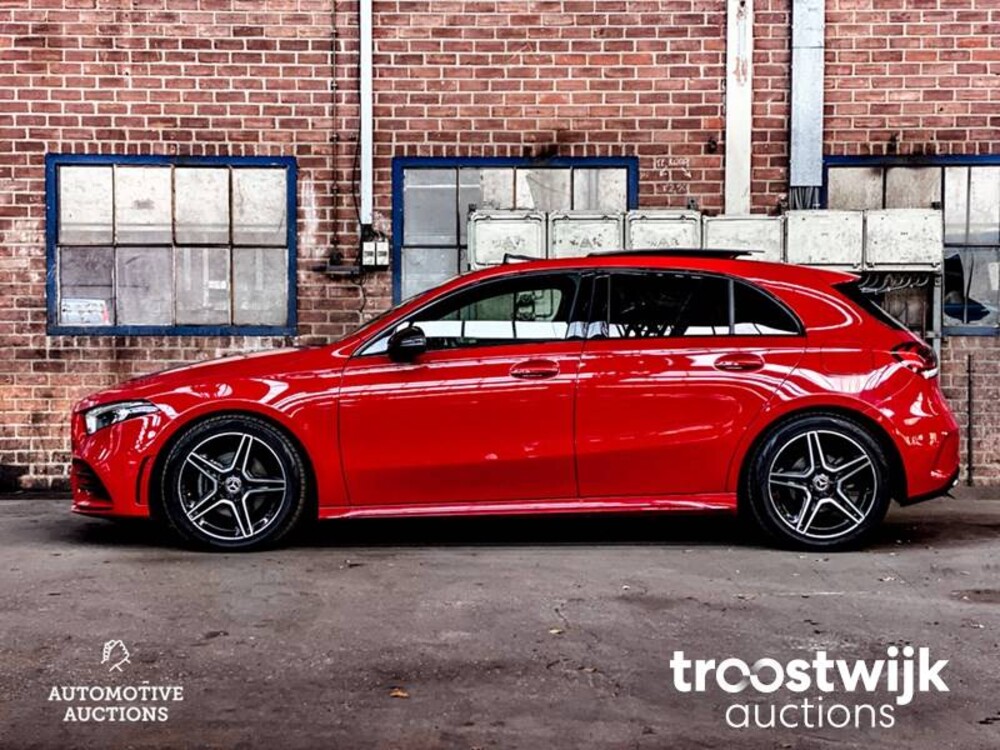 Mercedes-Benz A180 Business Solution AMG Night Upgrade A-Klasse 136pk 2019, XS-253-H