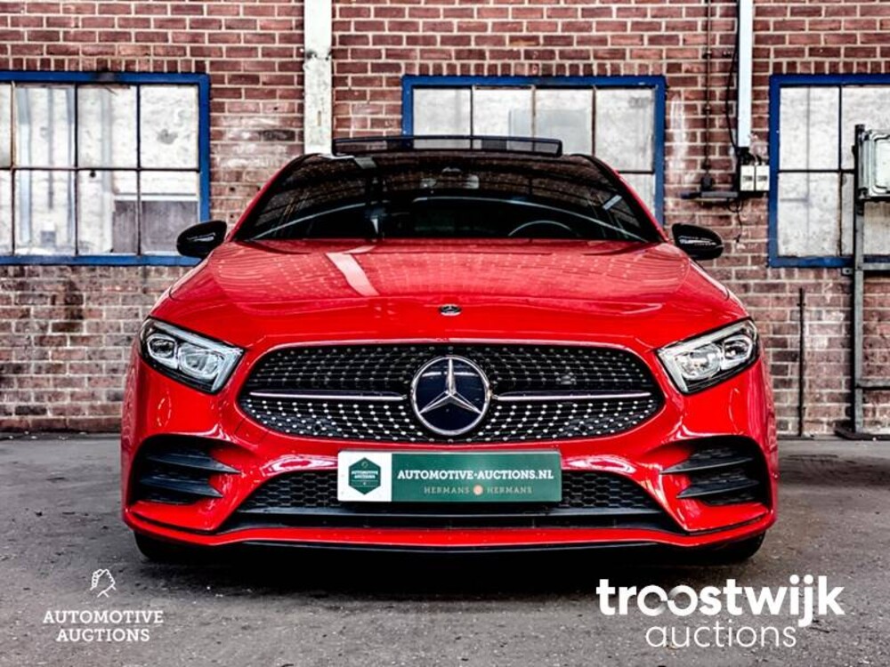 Mercedes-Benz A180 Business Solution AMG Night Upgrade A-Klasse 136pk 2019, XS-253-H