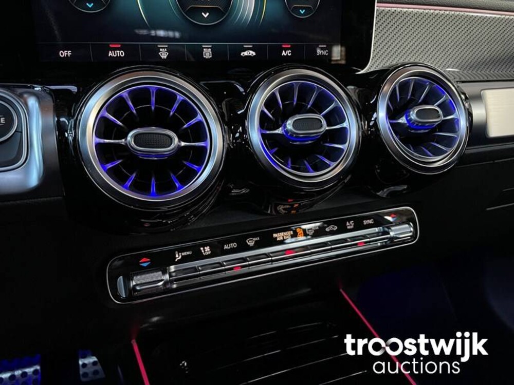 Mercedes-Benz GLB200 AMG Business Solution GLB-Klasse 163pk 2020 -Orig. NL-, K-837-BD