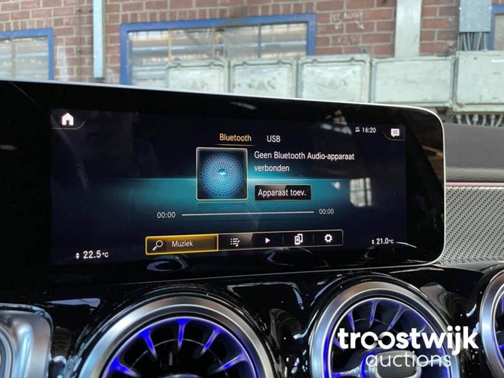 Mercedes-Benz GLB200 AMG Business Solution GLB-Klasse 163pk 2020 -Orig. NL-, K-837-BD