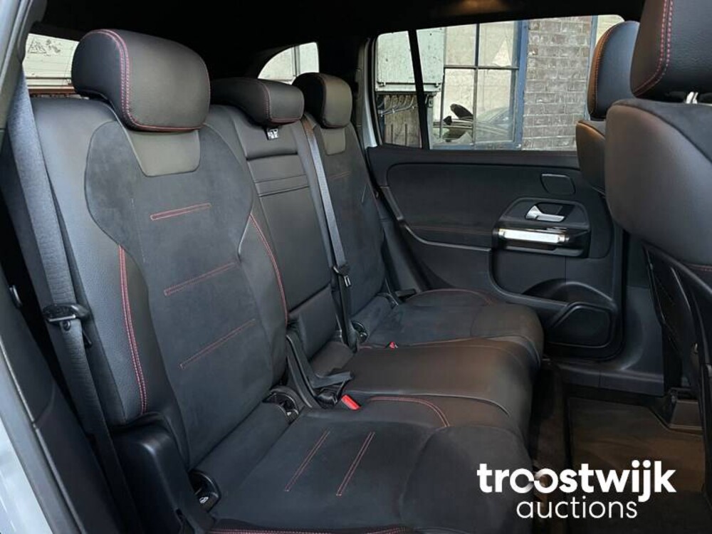 Mercedes-Benz GLB200 AMG Business Solution GLB-Klasse 163pk 2020 -Orig. NL-, K-837-BD