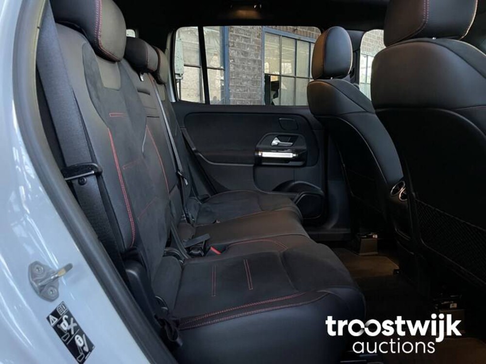 Mercedes-Benz GLB200 AMG Business Solution GLB-Klasse 163pk 2020 -Orig. NL-, K-837-BD