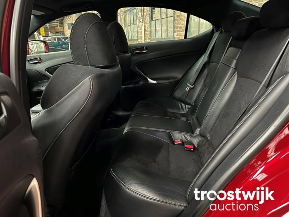 Lexus IS 250 F-Sport Line Sedan 208pk 2011, L-434-ZR
