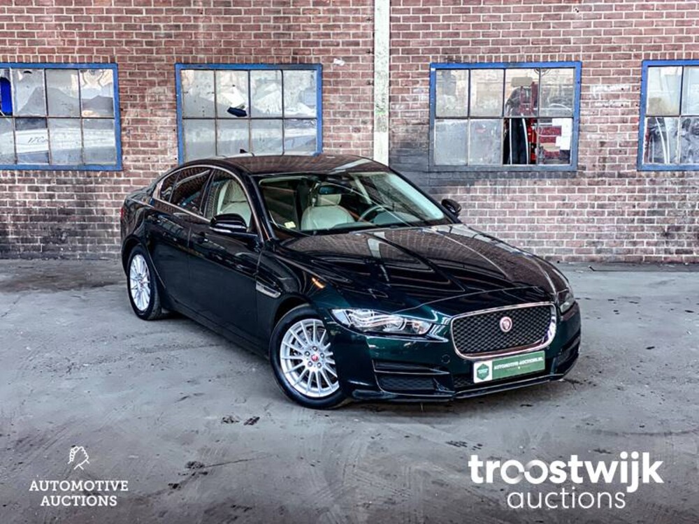 Jaguar XE 2.0 D R-Sport -Orig. NL- 163pk 2016, JP-175-P