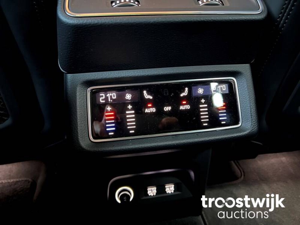 Audi e-tron 55 quattro advanced Pro Line Plus 95 kWh 361pk 2019, H-883-XZ