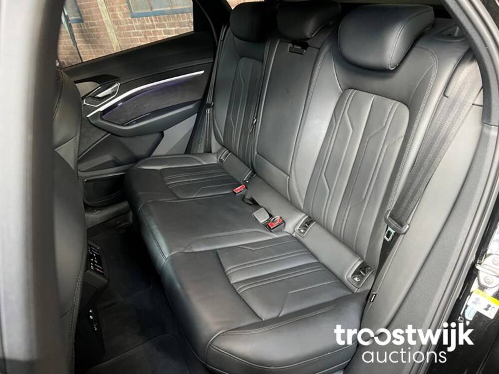 Audi e-tron 55 quattro advanced Pro Line Plus 95 kWh 361pk 2019, H-883-XZ