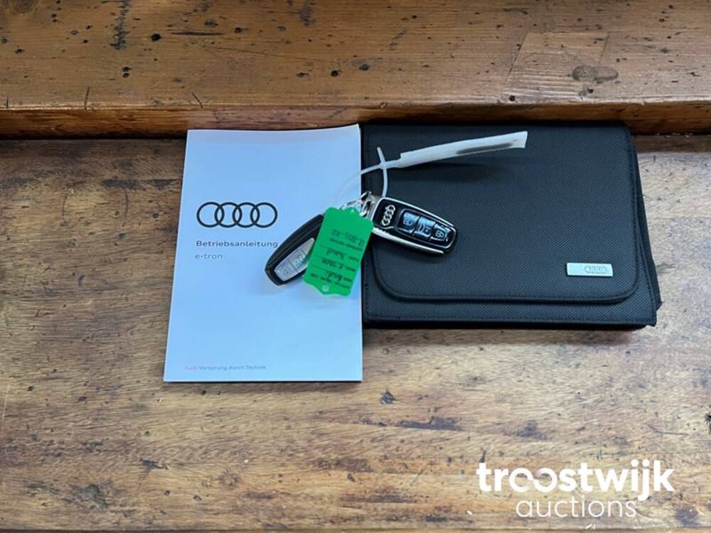 Audi e-tron 55 quattro advanced Pro Line Plus 95 kWh 361pk 2019, H-883-XZ