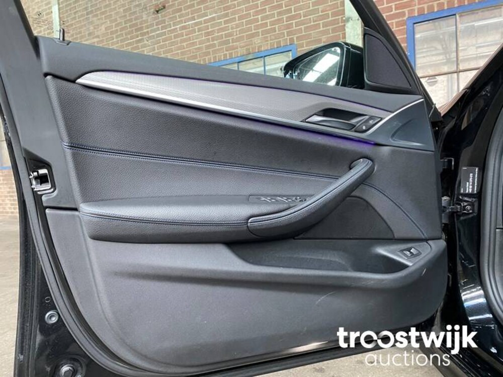 BMW 530d Touring M-Sport xDrive High Executive 5-serie 265pk 2017, TZ-429-L