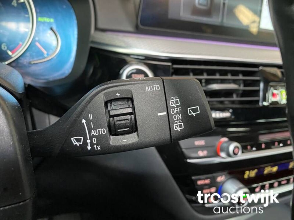 BMW 530d Touring M-Sport xDrive High Executive 5-serie 265pk 2017, TZ-429-L