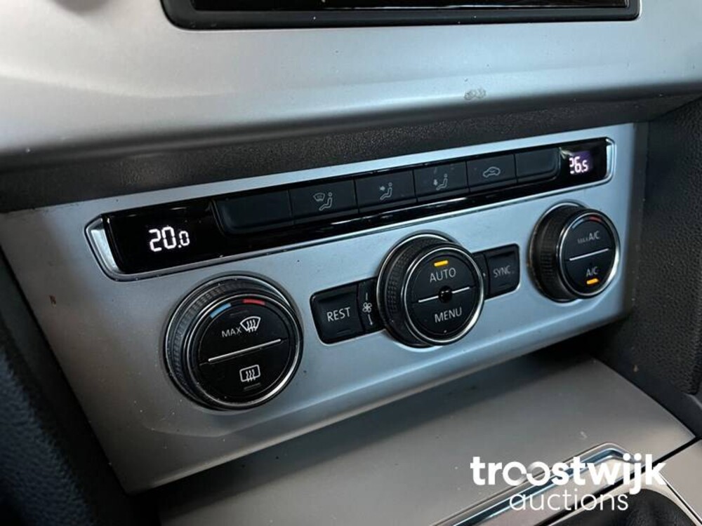 Volkswagen Passat Variant 1.4 TSI ACT Comfortline 150pk 2014 -Orig. NL-, 6-ZJK-37