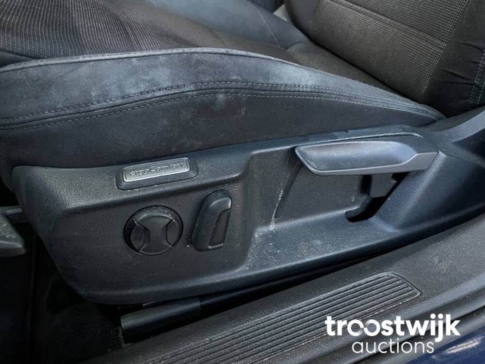 Volkswagen Passat Variant 1.4 TSI ACT Comfortline 150pk 2014 -Orig. NL-, 6-ZJK-37