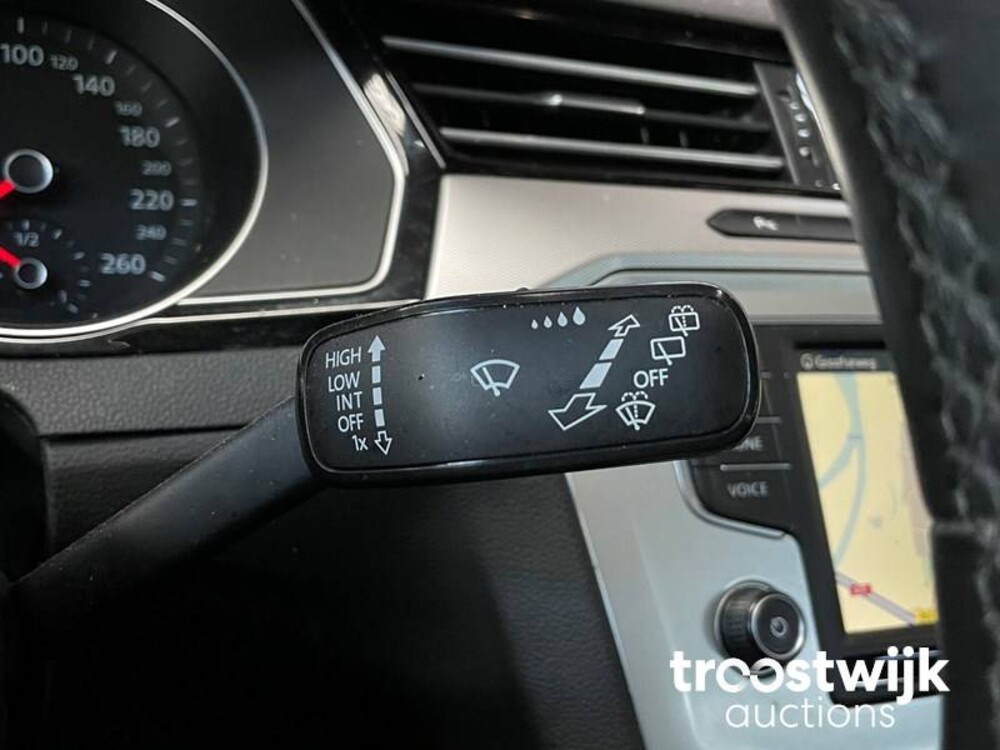 Volkswagen Passat Variant 1.4 TSI ACT Comfortline 150pk 2014 -Orig. NL-, 6-ZJK-37