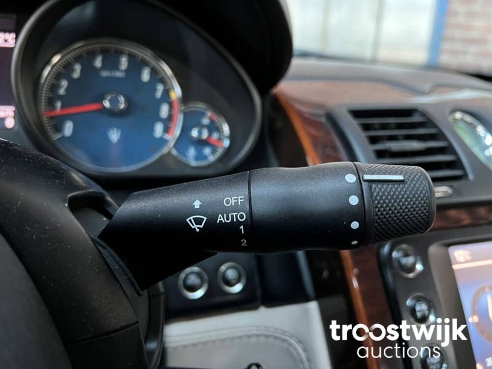 Maserati Quattroporte Executive GT 4.2  401pk 2010, R-125-TN