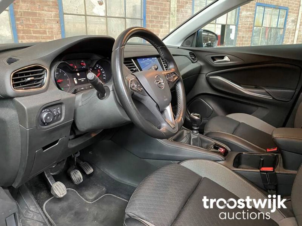 Opel Grandland X 1.2 Turbo Business + 131pk 2019, XZ-133-K