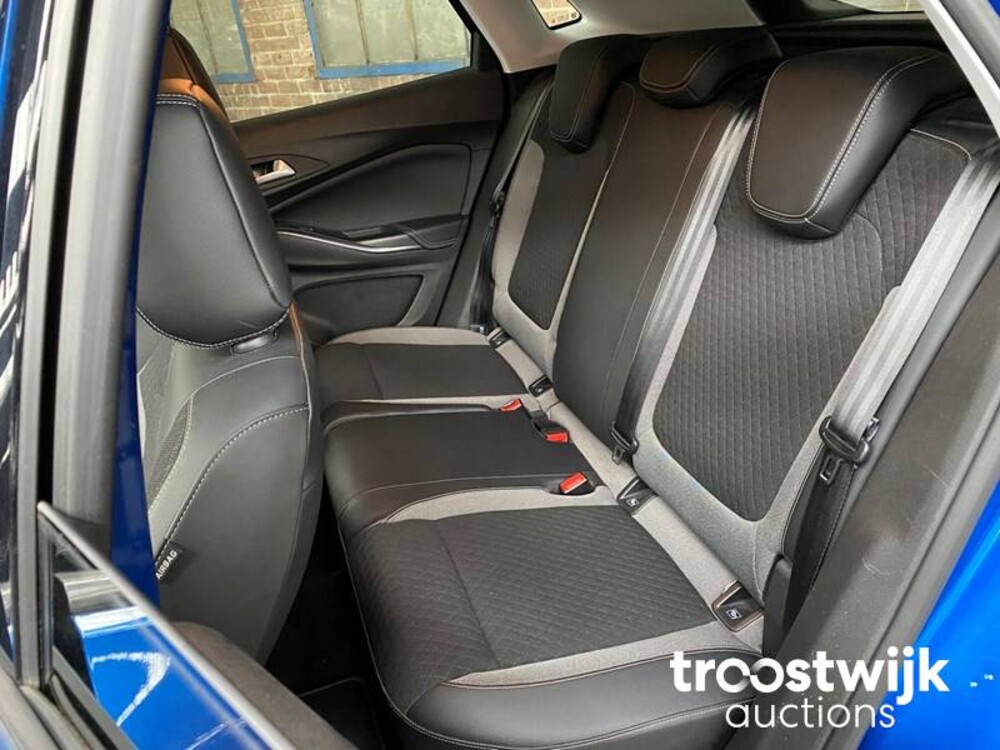 Opel Grandland X 1.2 Turbo Business + 131pk 2019, XZ-133-K
