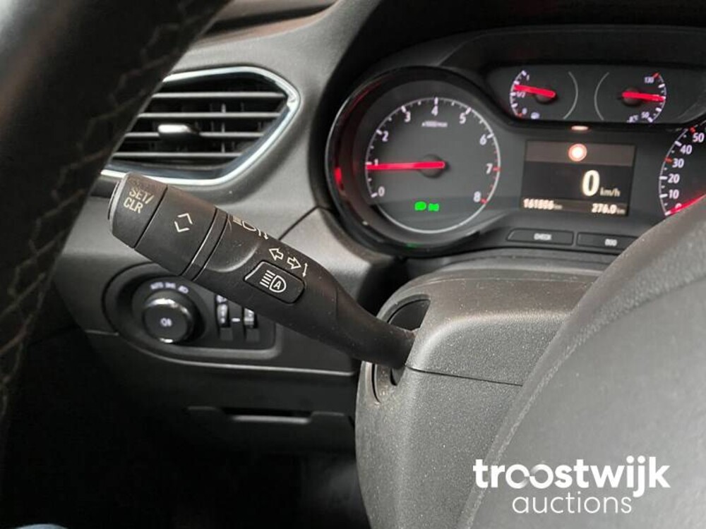 Opel Grandland X 1.2 Turbo Business + 131pk 2019, XZ-133-K