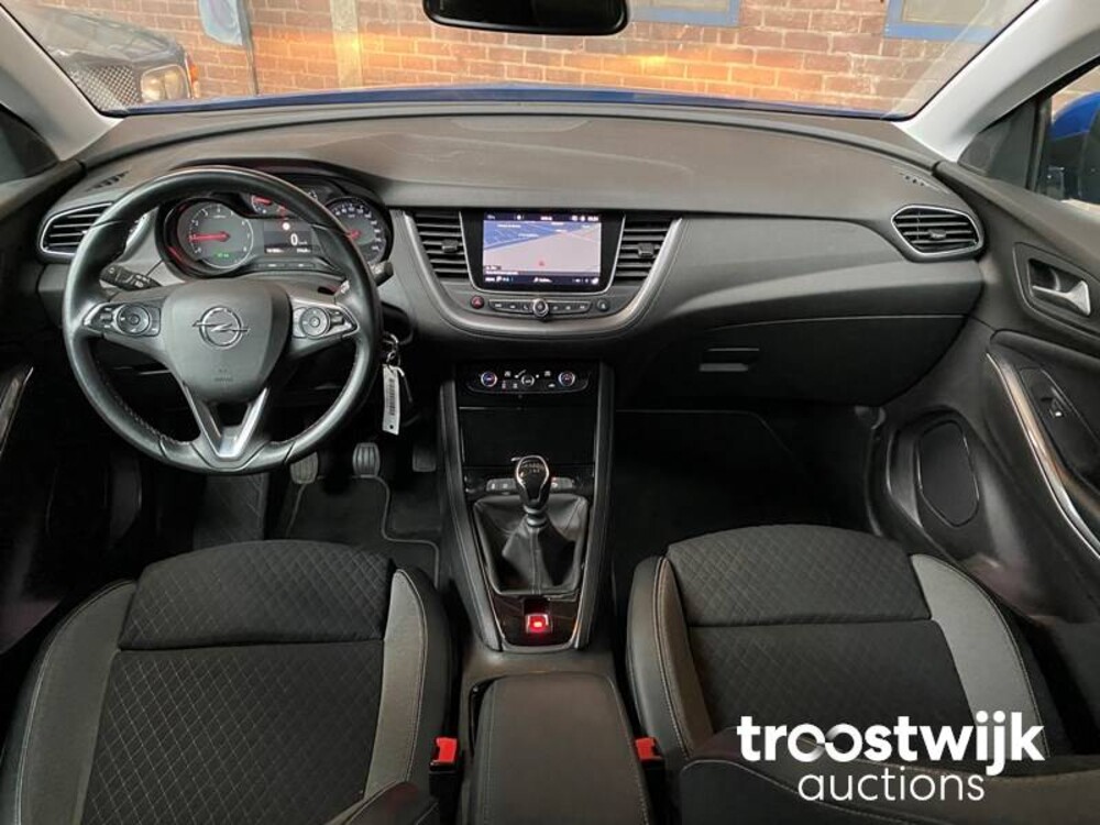 Opel Grandland X 1.2 Turbo Business + 131pk 2019, XZ-133-K