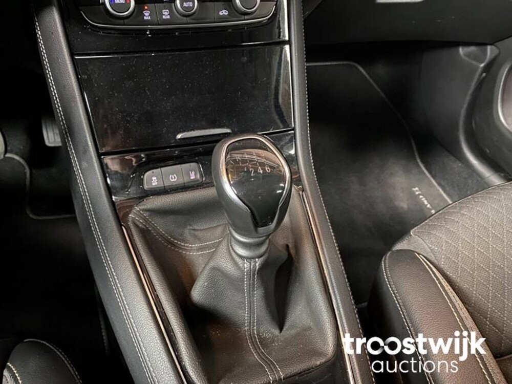 Opel Grandland X 1.2 Turbo Business + 131pk 2019, XZ-133-K