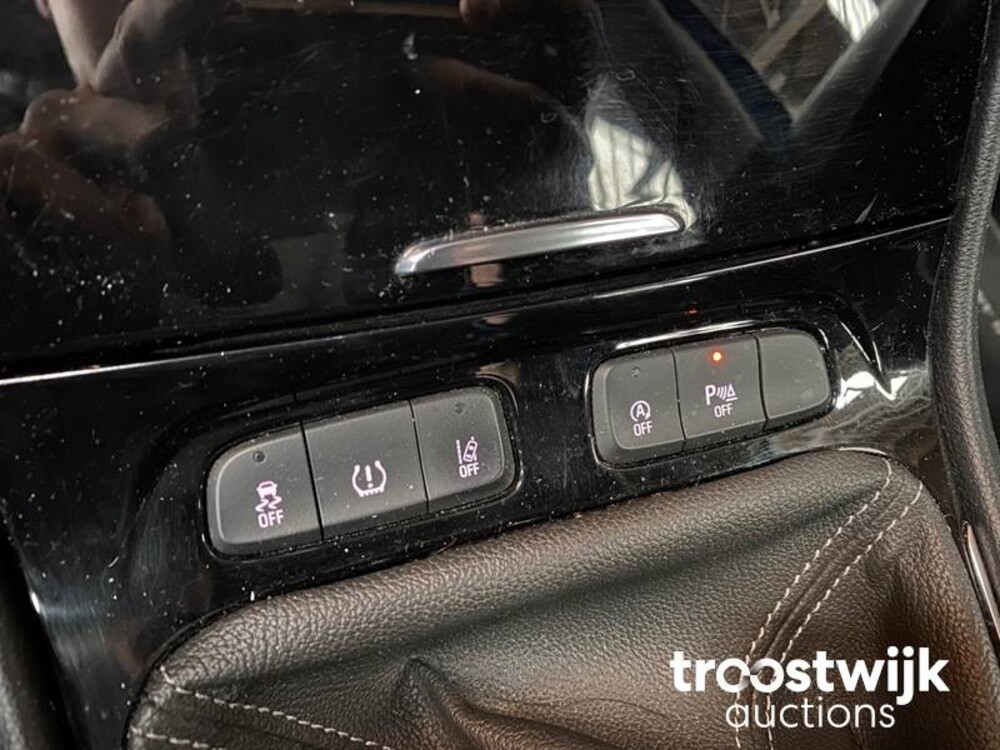 Opel Grandland X 1.2 Turbo Business + 131pk 2019, XZ-133-K
