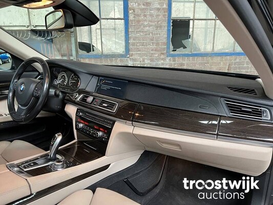 BMW 730d High Executive 7-serie 245pk 2013 -Orig. NL-, 58-ZRK-7
