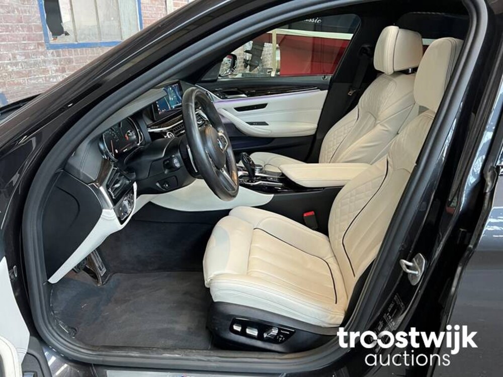 BMW 540i xDrive M-PERFORMANCE M-Sport 5-Serie 340pk 2018 -Org. NL-, SH-052-H