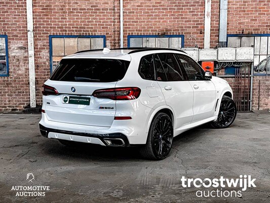 BMW X5 M50d xDrive 3.0 V6 NIEUW-MODEL 400pk 2019