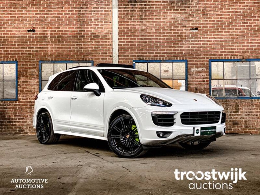 Porsche Cayenne S E-Hybrid 3.0 SportChrono 333pk 2015, ZV-689-T